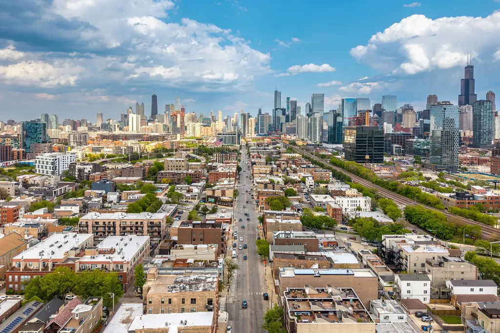 1347 West Grand Avenue Chicago IL 60642