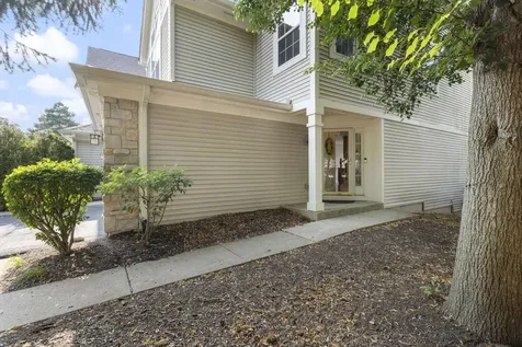 487 Vaughn Circle Aurora IL 60502