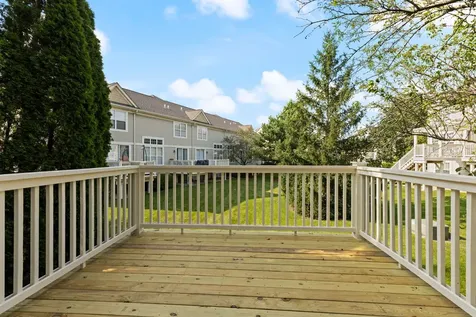 487 Vaughn Circle Aurora IL 60502
