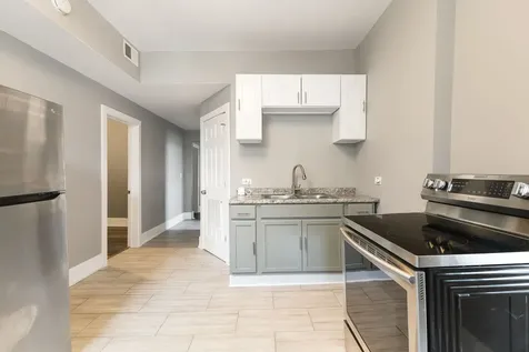 5206 South May Street Chicago IL 60609