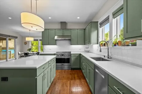 1136 Florence Avenue Evanston IL 60202