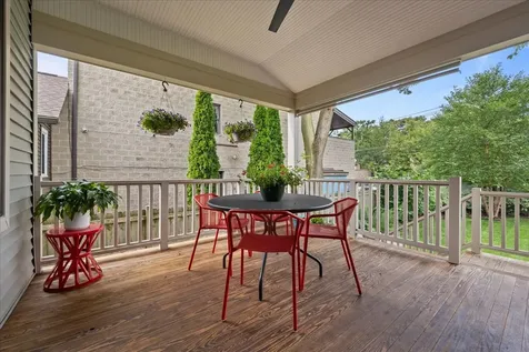 1136 Florence Avenue Evanston IL 60202