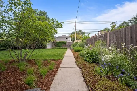 1136 Florence Avenue Evanston IL 60202