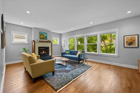 1136 Florence Avenue Evanston IL 60202