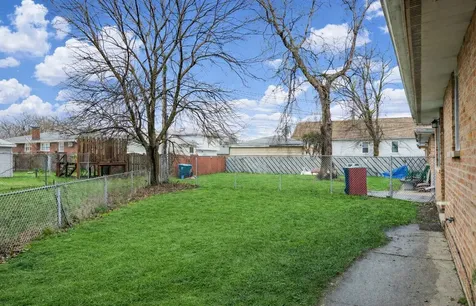 808 Mackinaw Avenue Calumet City IL 60409