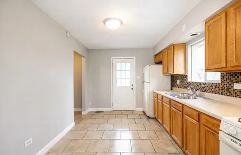 808 Mackinaw Avenue Calumet City IL 60409