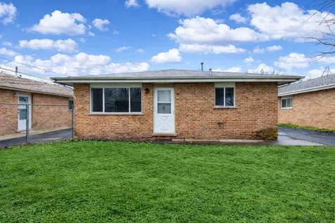 808 Mackinaw Avenue Calumet City IL 60409