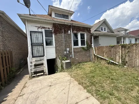 8839 South Throop Street Chicago IL 60620