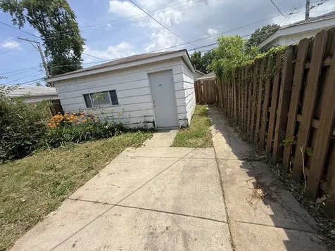 8839 South Throop Street Chicago IL 60620