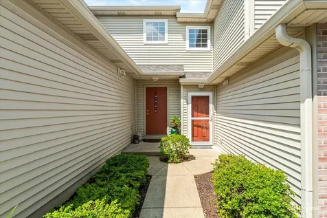 54 Rolling Oaks Road Sugar Grove IL 60554