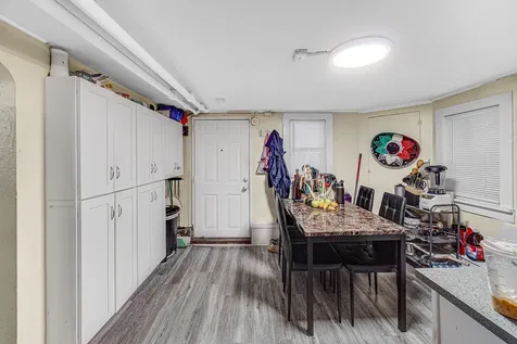4824 West Byron Street Chicago IL 60641