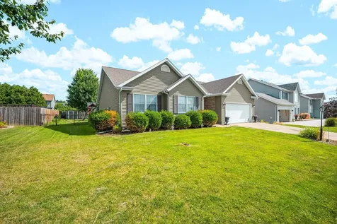 1909 Cobblestone Washington IL 61571