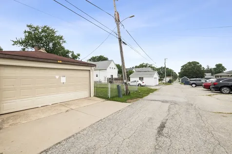 2819 Commercial Avenue South Chicago Heights IL 60411