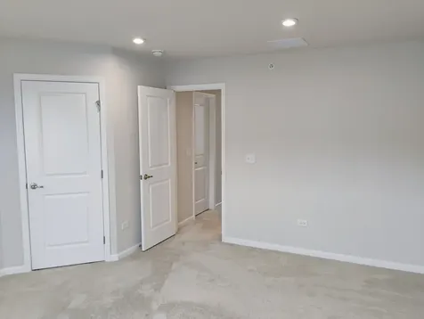936 Jenkins Court Wheeling IL 60090