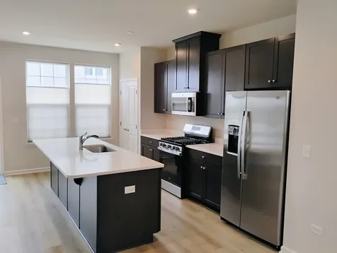 936 Jenkins Court Wheeling IL 60090