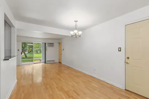 522 East Spruce Drive Palatine IL 60074