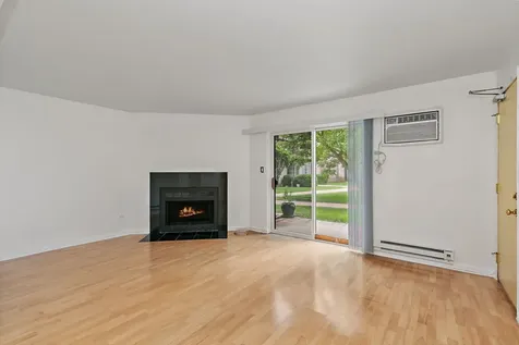 522 East Spruce Drive Palatine IL 60074