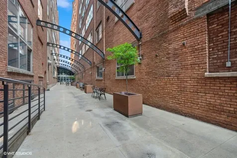 500 South Clinton Street Chicago IL 60607