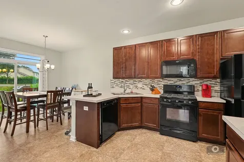 3806 Pratt Street Plano IL 60545