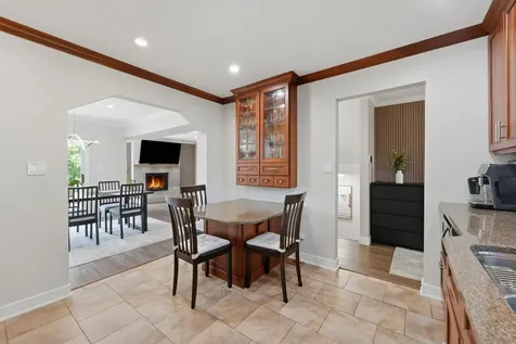252 West Golfview Terrace Palatine IL 60067