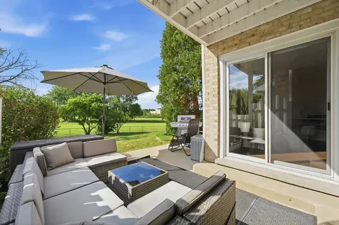 252 West Golfview Terrace Palatine IL 60067