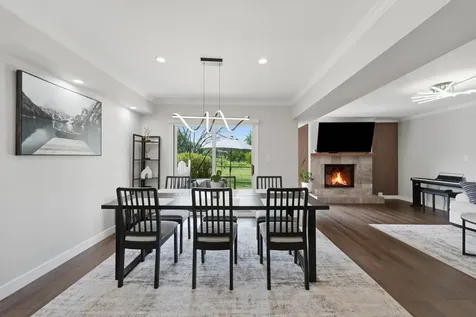 252 West Golfview Terrace Palatine IL 60067