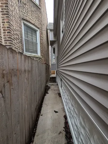 654 East 92nd Place Chicago IL 60619