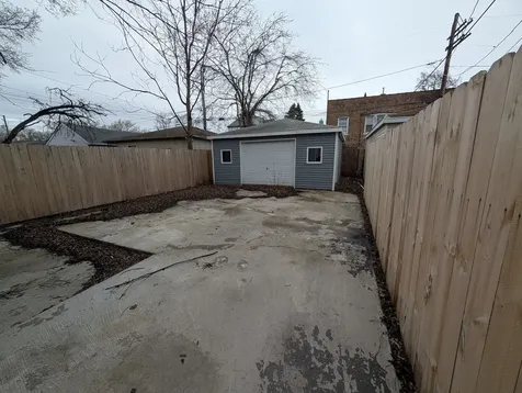 654 East 92nd Place Chicago IL 60619