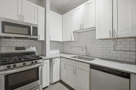 5020 South Blackstone Avenue Chicago IL 60615