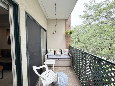 4625 West Lawrence Avenue Chicago IL 60630