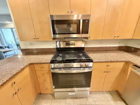 4625 West Lawrence Avenue Chicago IL 60630