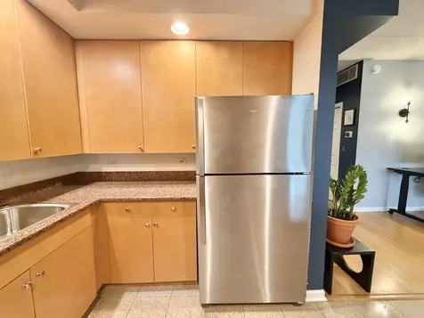 4625 West Lawrence Avenue Chicago IL 60630