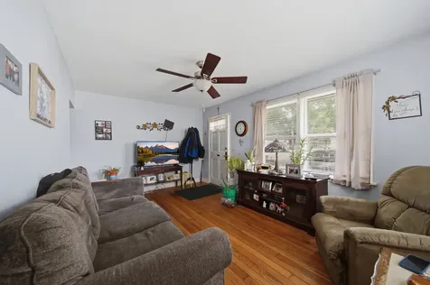 1315 7TH Avenue Sterling IL 61081