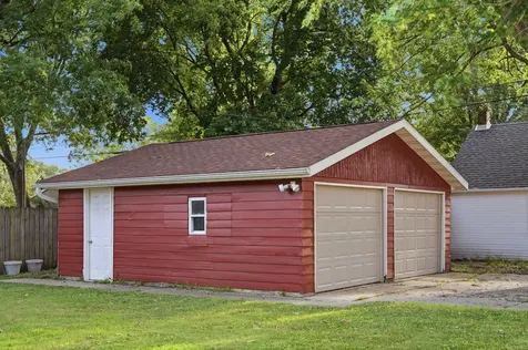 1315 7TH Avenue Sterling IL 61081