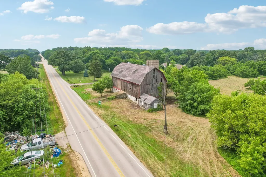 16129 Harmony Road Huntley IL 60142