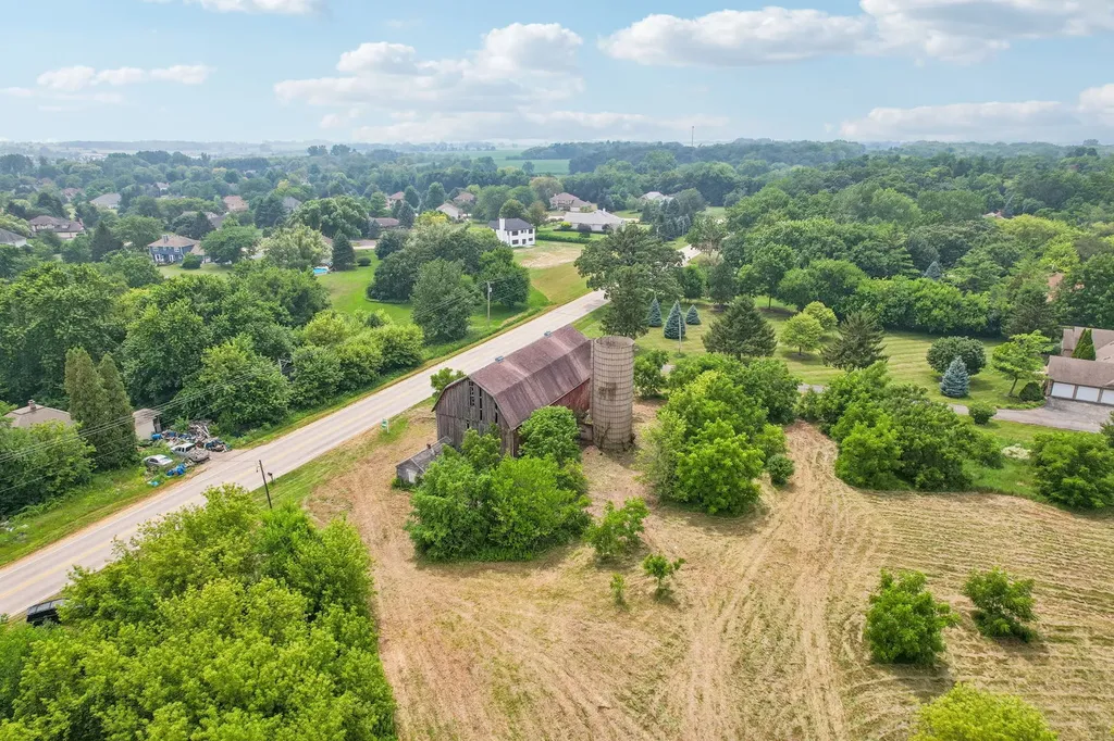 16129 Harmony Road Huntley IL 60142
