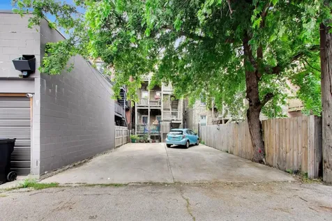 1729 West Erie Street Chicago IL 60622