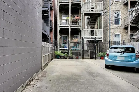 1729 West Erie Street Chicago IL 60622