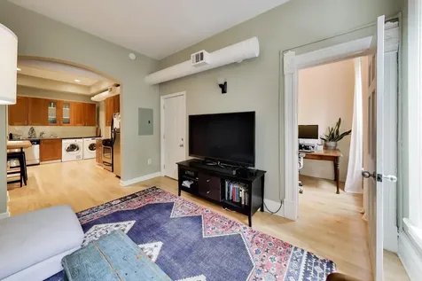 1729 West Erie Street Chicago IL 60622