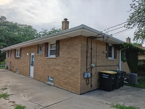 17717 Bernadine Street Lansing IL 60438