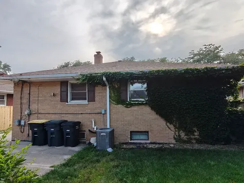 17717 Bernadine Street Lansing IL 60438