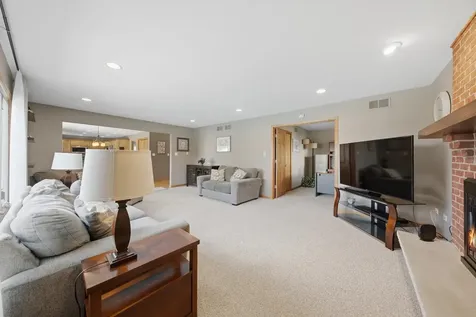 10800 Ridgewood Drive Palos Park IL 60464