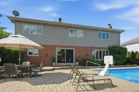 10800 Ridgewood Drive Palos Park IL 60464