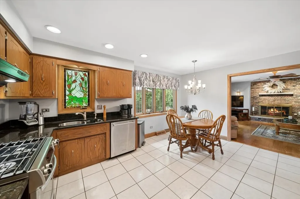 13332 Medina Drive Orland Park IL 60462