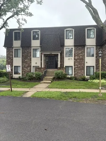 835 Waterview Circle Vernon Hills IL 60061