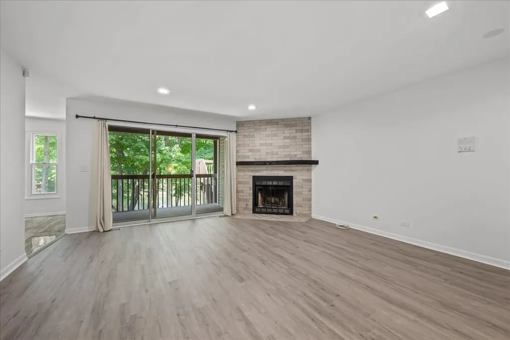530 River Front Circle Naperville IL 60540