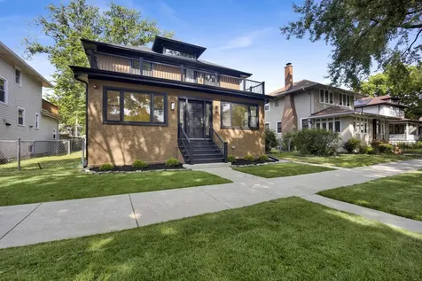 837 South Humphrey Avenue Oak Park IL 60304