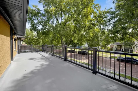 837 South Humphrey Avenue Oak Park IL 60304
