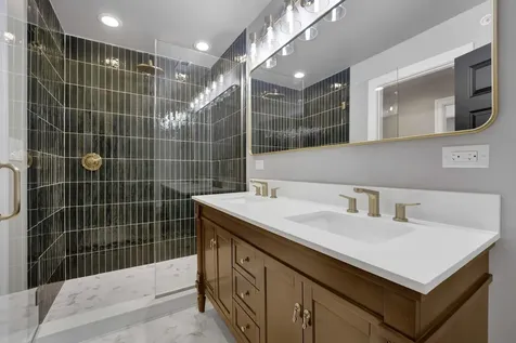 837 South Humphrey Avenue Oak Park IL 60304