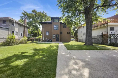 837 South Humphrey Avenue Oak Park IL 60304